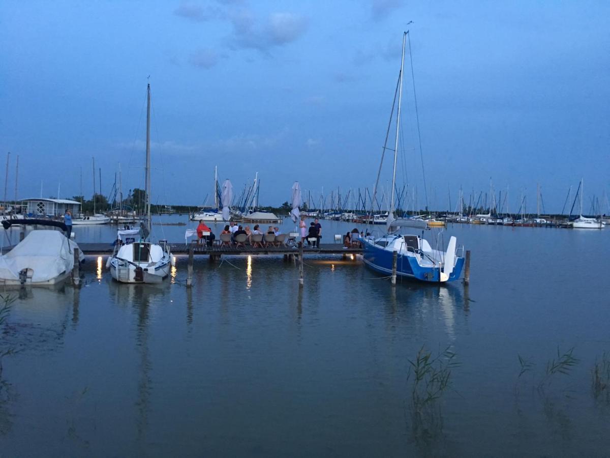 Seevilla Matilda Direkt Am Ufer 约伊斯 外观 照片
